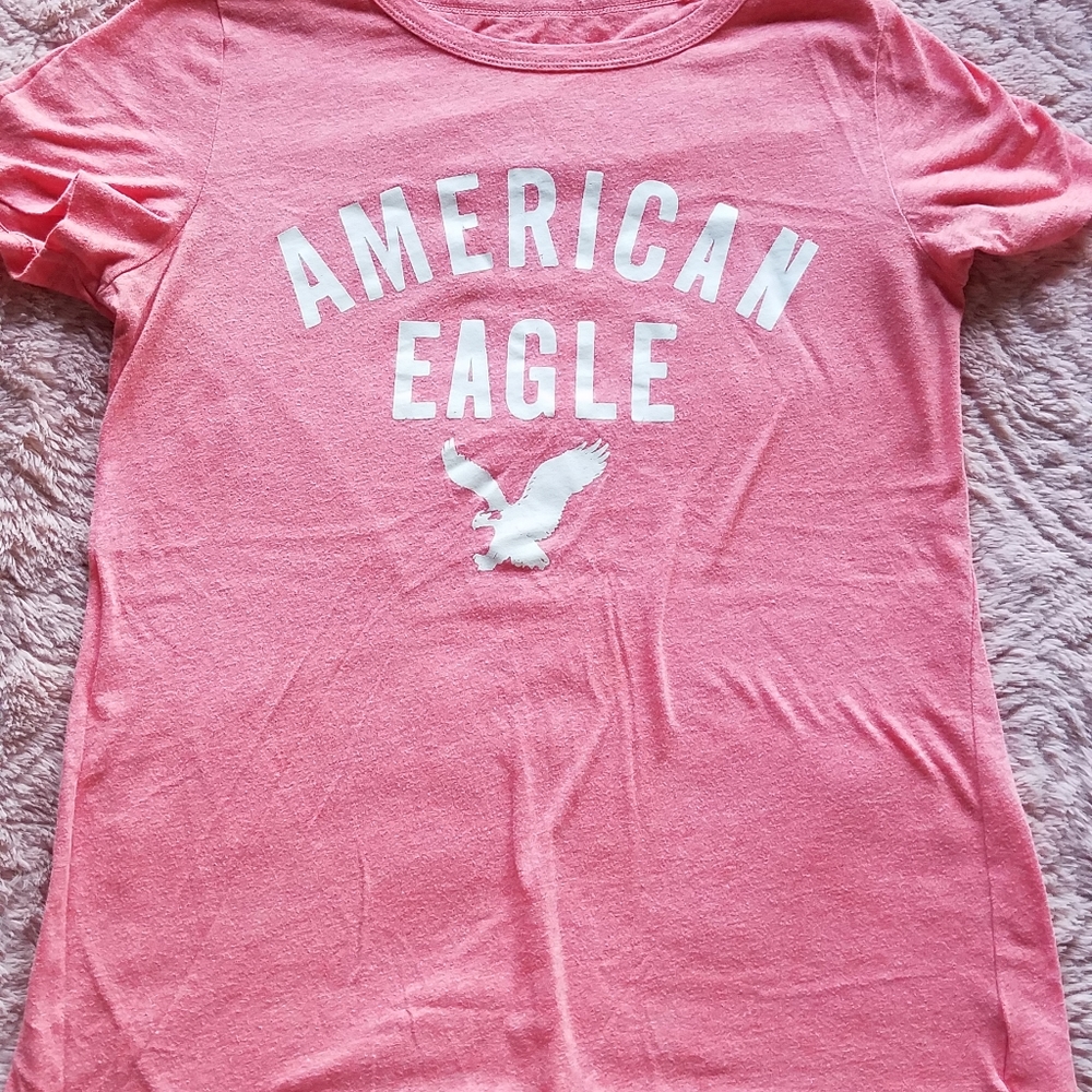 american eagle coral tee